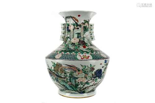 A 19TH CENTURY CHINESE FAMILLE VERTE VASE