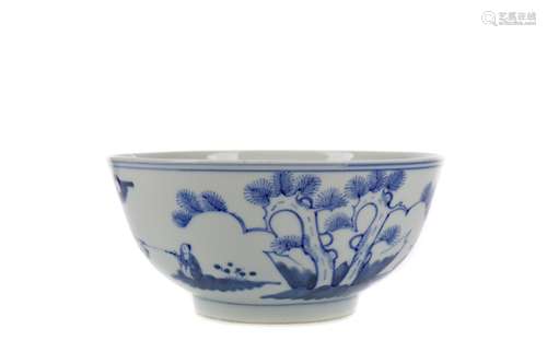 A CHINESE BLUE AND WHITE CIRCULAR BOWL