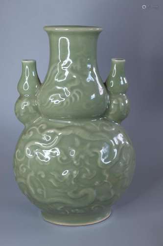 A LARGE UNSUAL CHINESE DOUBLE GROUD VASE, H30CM.