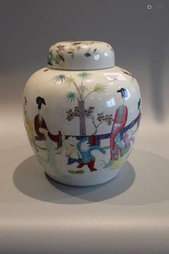 A LARGE CHINESE FAMILLE ROSE GINGER JAR AND COVER ,H26CM,D 2...