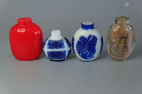 FOUR CHINESE PEKING GLASS SNUFF BOTTLES,H 7CM,6.5CM,6.2CM,5C...