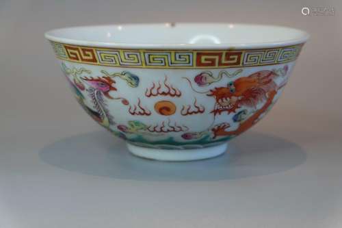 A CHINESE FAMILLE ROSE BOWL DECORATED DRAGON,D 13.8CM ,H 6.5...