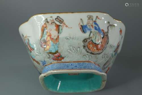 A CHINESE FAMILLE ROSE SQUARE BOWL ,