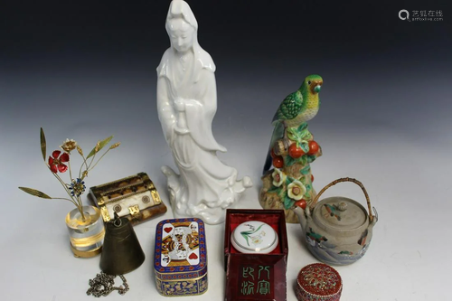 Group of decorative items