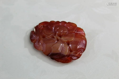 Chinese Carved Agate Pendant