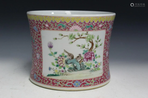 Chinese Famille Rose Porcelain Brush pot