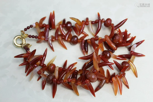 Red Agate Beads Necklace. Silver clasp.