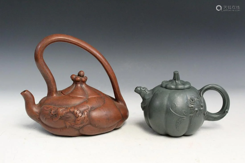 Two Chinese Yixing Teapots