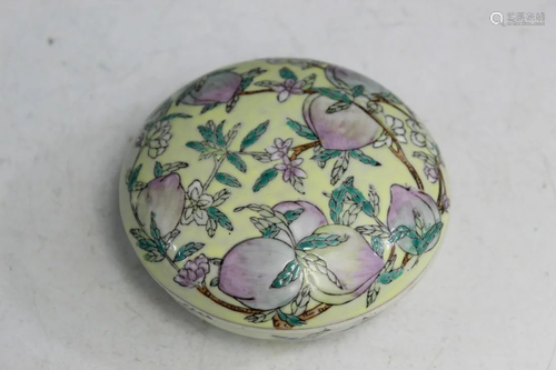 Chinese Porcelain Box