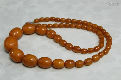 Butterscotch Bakelite Beads Necklace.