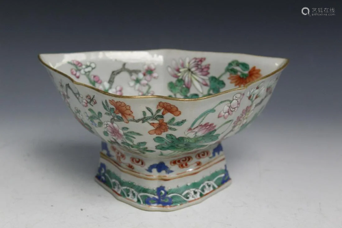 Chinese Famille Rose Porcelain Bowl