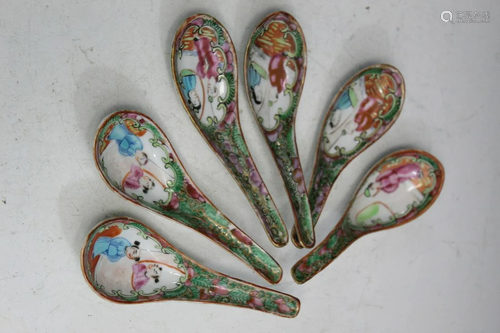 6 Chinese Rose Medallion Porcelain Spoons