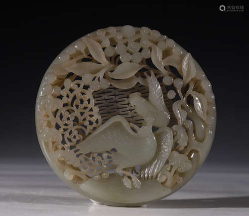 HETIAN JADE CARVED PHOENIX PATTERN PENDANT