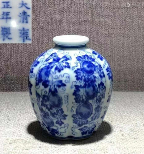 YONGZHENG BLUE&WHITE GLAZE BRUSH WAHSER