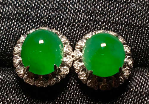 PAIR OF ICY GREEN JADEITE EARRINGS