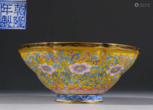 ENAMELED GLAZE WITH GILT DECORATED BOWL