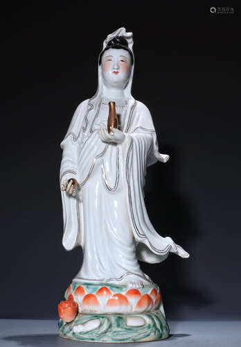 WHITE GLAZE GUANYIN BUDDHA STATUE OUTLINE IN GOLD