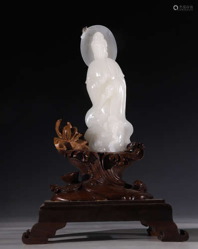 MUTTON FAT JADE GUANYIN BUDDHA STATUE