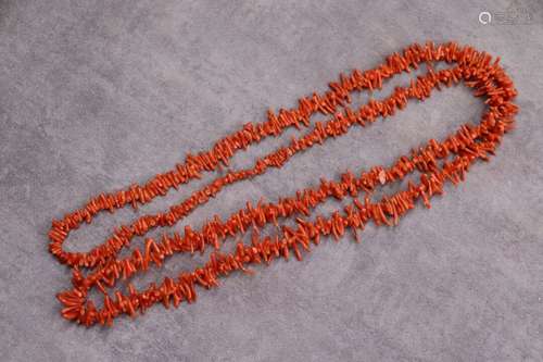 Collier sautoir en chute en corail Longueur : 114 cm Expert ...