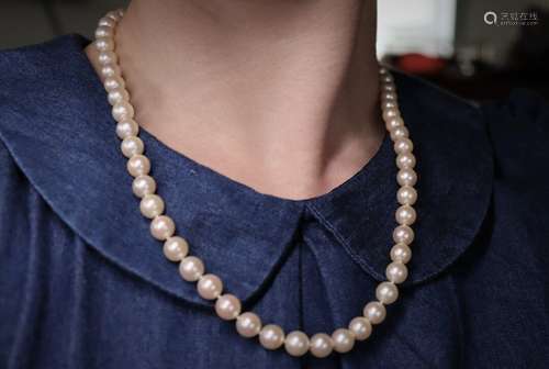 COLLIER