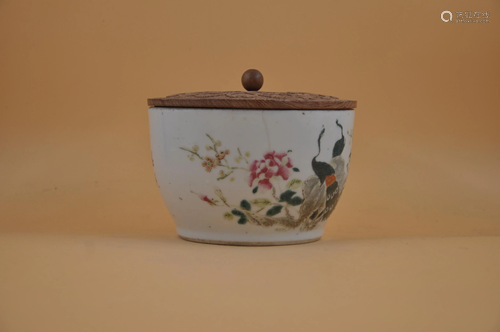 In the late Qing dynasty canister