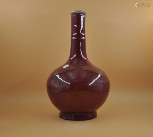 Qing dynasty big red bottle