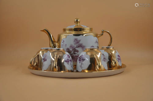 A set of tea set