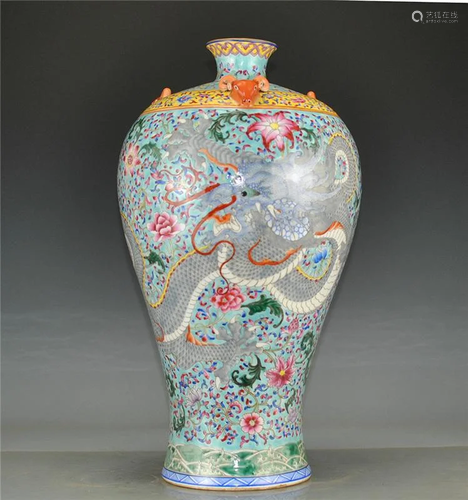 Porcelain in the Qing Dynasty Qianlong official kiln