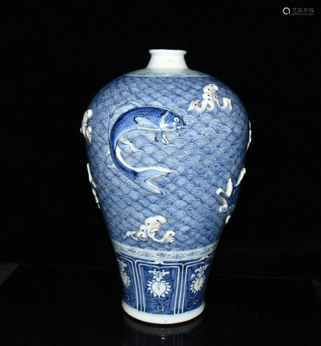 Yuan Dynasty blue and white carved plum vase with sea