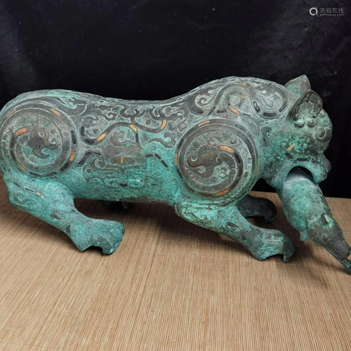 Old object, Shang Dynasty bronze ware, beast, 21 cm