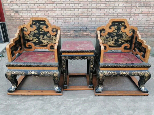 A set of rosewood and gold lacquerware thrones, fine