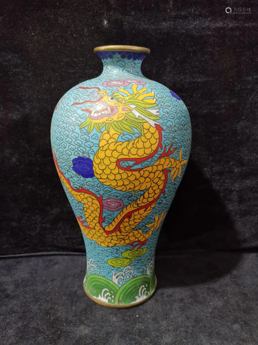 The old Kangxi cloisonne feng shui dragon vase, 26 cm