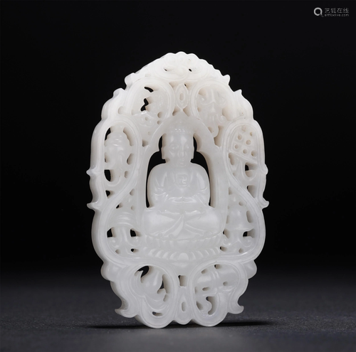 A CHINESE WHITE JADE CARVED PENDANT OF SAKYAMUNI