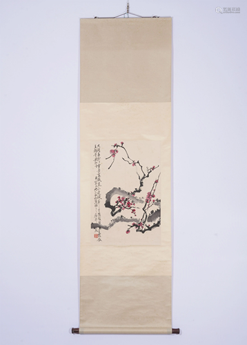 A CHINESE SCROLL PAINTING OF RED PLUM BLOSSOMS