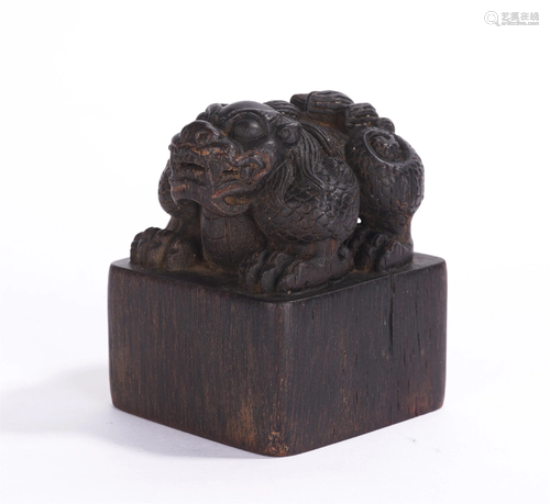 A CHINESE CHENXIANG WOOD CARVED BEAST SEAL