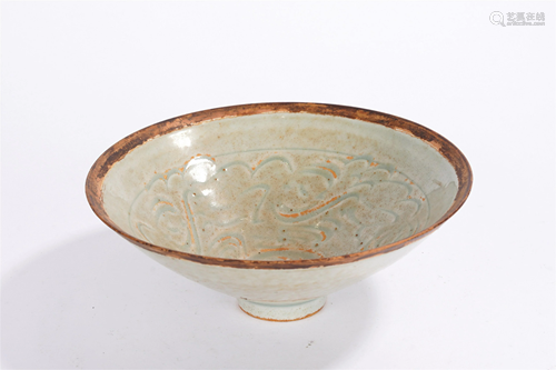 A CHINESE LAO-TYPE INCISED PORCELAIN CUP