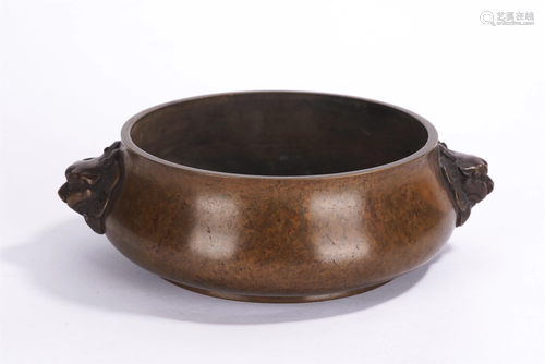 A CHINESE BRONZE CIRCULAR CENSER WITH DOUBLE H…