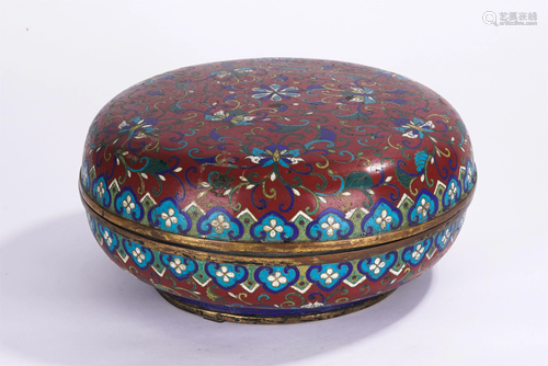 A CHINESE RED GROUND CLOISONNE CIRCULAR BOX AND C…