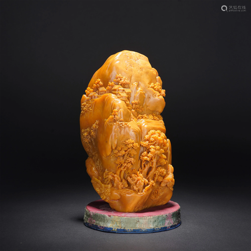 A CHINESE SOAPSTONE CARVED DECORATION