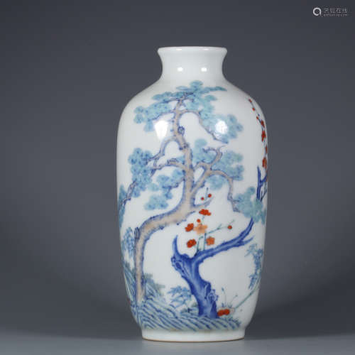 Chinese Qing Dynasty Yongzheng Dou Cai Porcelain Plum Bottle