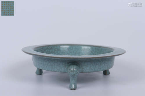 Chinese Guan Wave Porcelain Washer