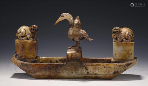 TWO CHINESE JADE BEAST SEALS AND A JADE BOAT