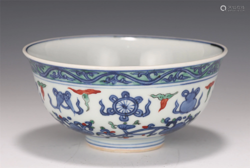 A CHINESE BLUE AND WHITE RED&GREEN GLAZE PORCELAIN BO…