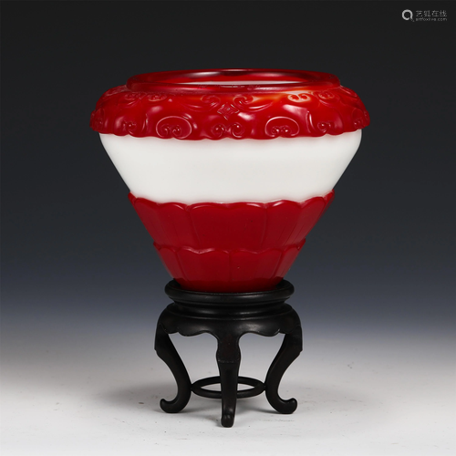 A CHINESE RED AND WHITE GLASS CUP