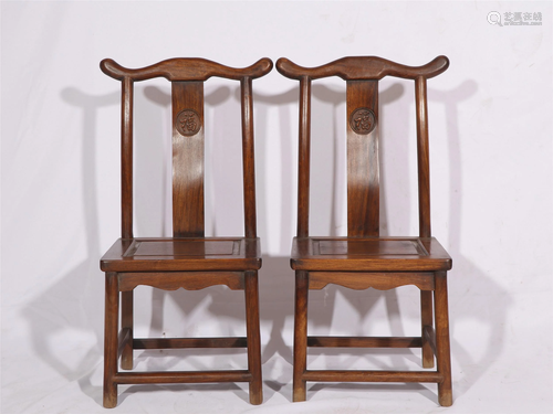 A PAIR OF CHINESE HUANGHUALI WOOD CHAIRS