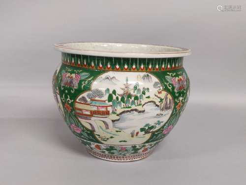 CHINE. CACHE-POT en porcelaine émaillée polychrome à décor d...