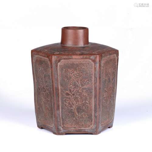 Yixing tea caddy Chinese of hexagon form, with each side mod...
