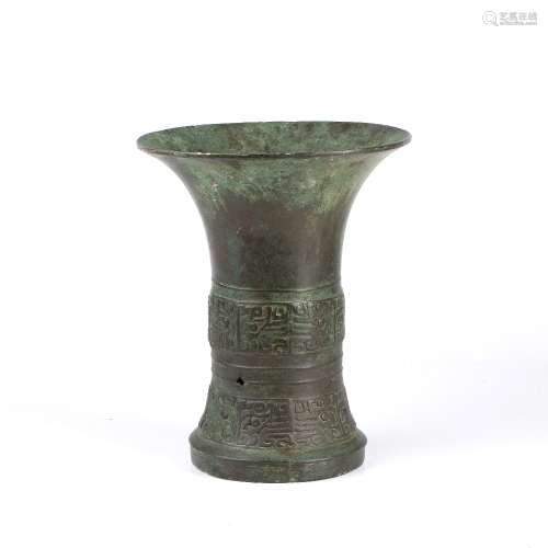 Archaic bronze ritual vessel, Zun Chinese, 18th/19th Century...