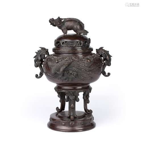 Bronze koro and cover Japanese, circa 1900/1920 with dragon ...