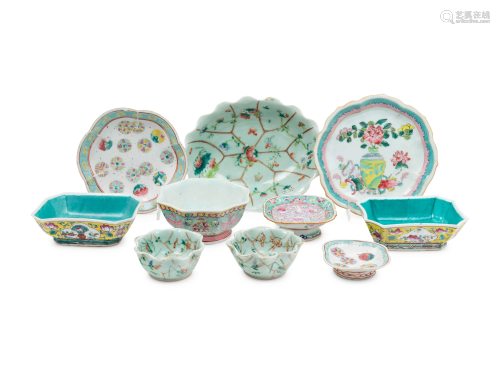 A Group of 20 Chinese Famille Rose Porcelain Serving